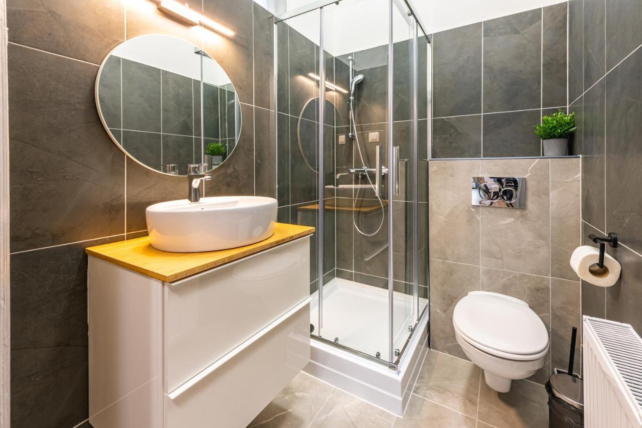 Deluxe Kazincy Apartment In The Heart Of Budapest Exteriör bild